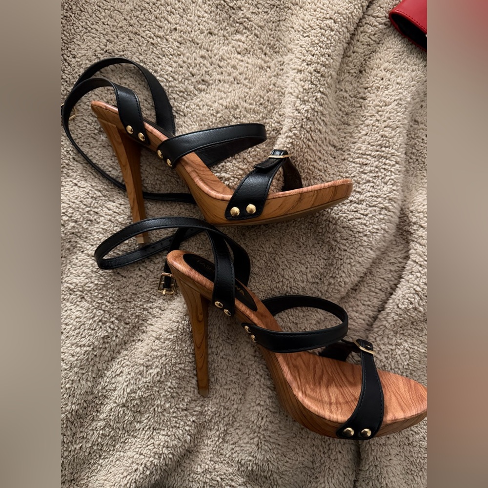 Black Strappy Heeled Sandals